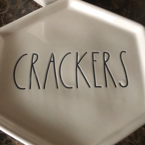 Rae Dunn Hexagonal Bowl and Plate Set of 6 - Picture 5 of 10